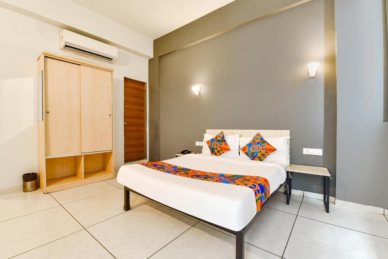 Fabhotel Kaviya - Bopal Ahmedabad Exterior photo